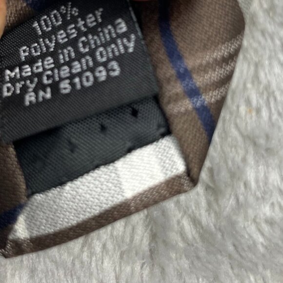 Haggar Men's Modern 100% Polyester Neck Tie - Picture 6 of 6